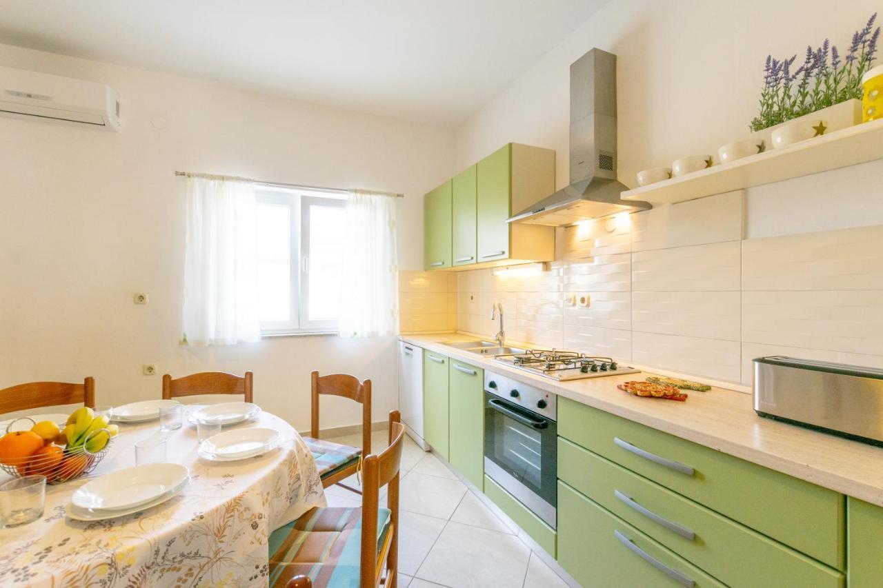 Apartments Grakalic Great Location Medulin Bagian luar foto